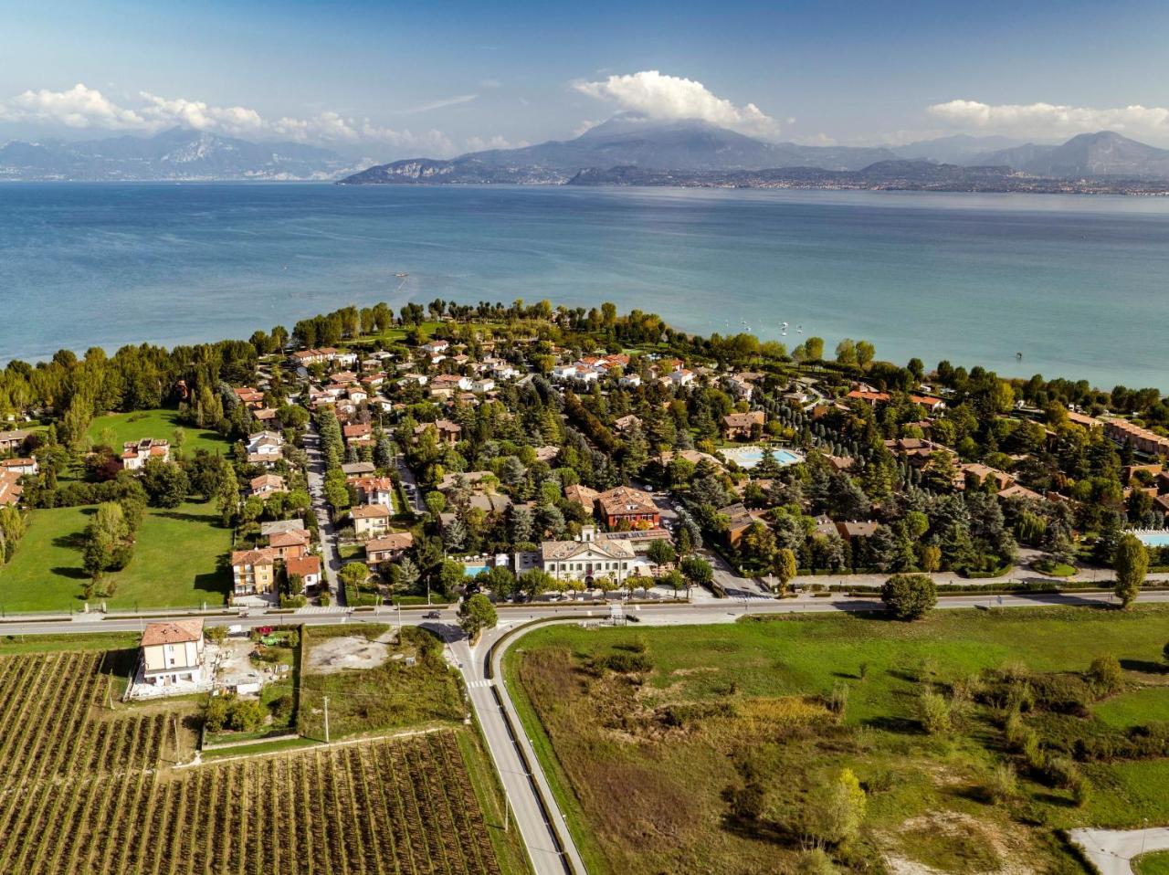 Hotel Dogana Sirmione Exterior photo