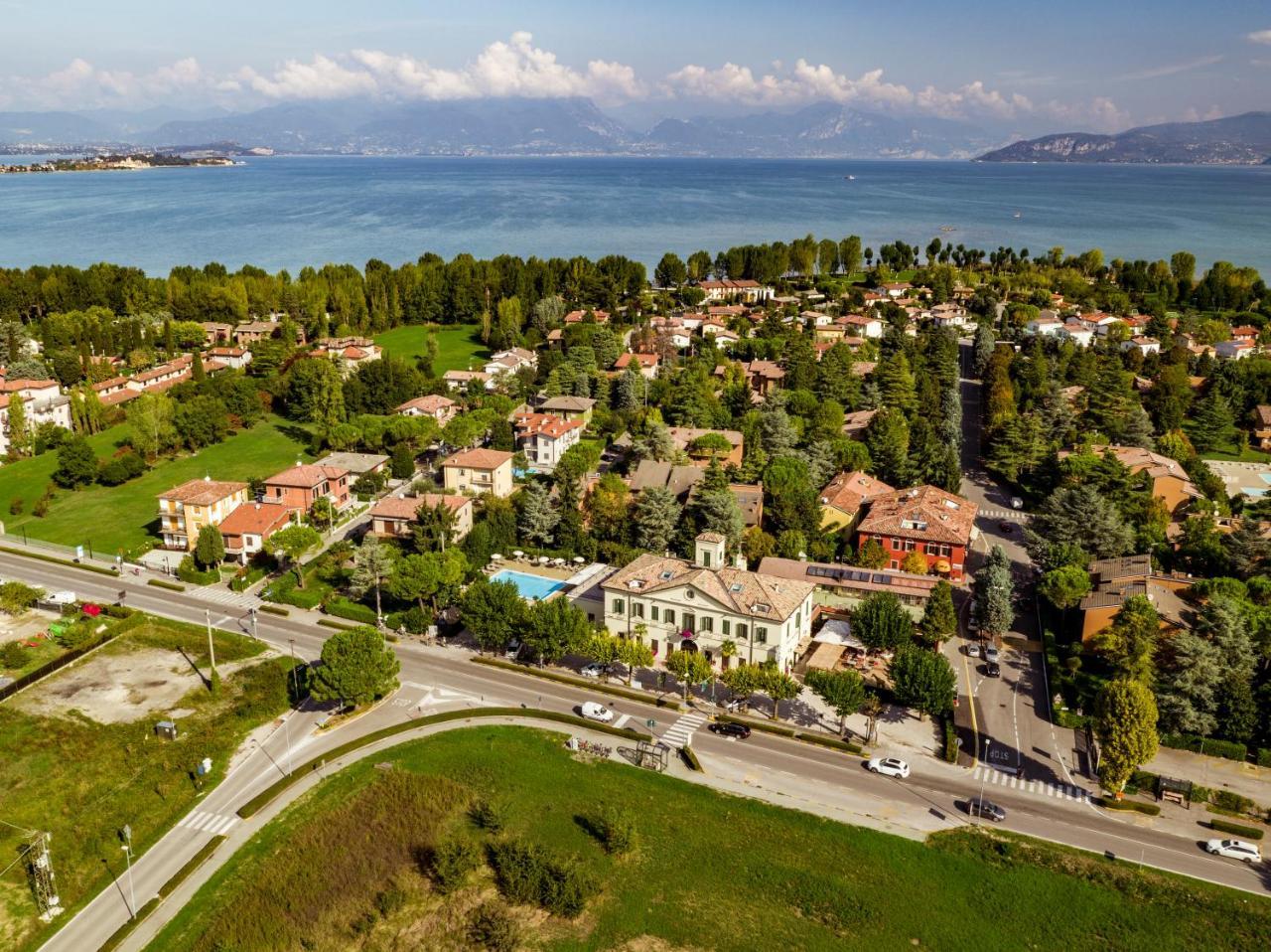 Hotel Dogana Sirmione Exterior photo